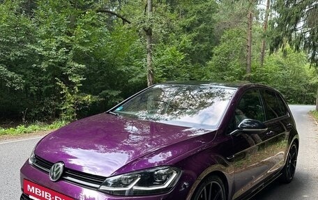 Volkswagen Golf R VII, 2019 год, 3 745 000 рублей, 2 фотография