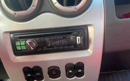 Renault Sandero I, 2011 год, 280 000 рублей, 6 фотография