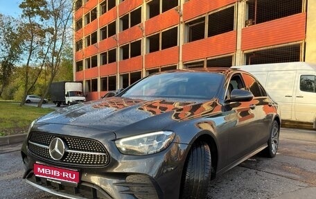 Mercedes-Benz E-Класс, 2021 год, 4 200 000 рублей, 1 фотография