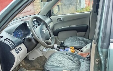 Mitsubishi L200 IV рестайлинг, 2006 год, 399 000 рублей, 7 фотография