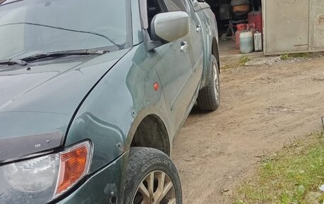 Mitsubishi L200 IV рестайлинг, 2006 год, 399 000 рублей, 8 фотография