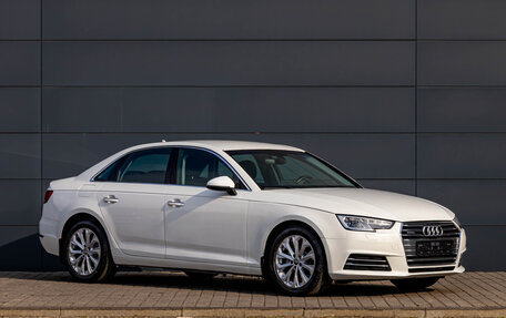 Audi A4, 2016 год, 2 000 000 рублей, 3 фотография
