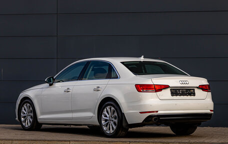 Audi A4, 2016 год, 2 000 000 рублей, 9 фотография