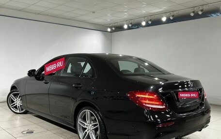 Mercedes-Benz E-Класс, 2017 год, 3 097 000 рублей, 7 фотография