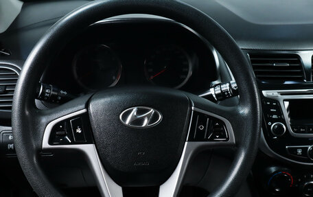 Hyundai Solaris II рестайлинг, 2015 год, 599 000 рублей, 12 фотография