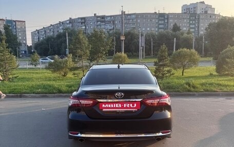 Toyota Camry, 2023 год, 3 400 000 рублей, 5 фотография