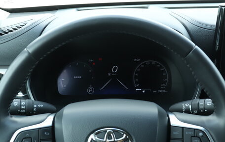 Toyota Highlander, 2025 год, 4 844 000 рублей, 11 фотография