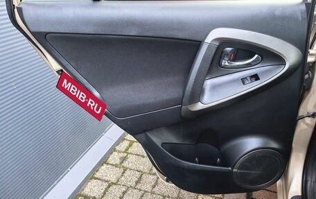 Toyota RAV4, 2012 год, 1 499 000 рублей, 14 фотография