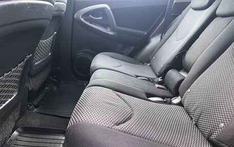 Toyota RAV4, 2012 год, 1 499 000 рублей, 18 фотография