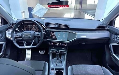 Audi Q3, 2022 год, 2 089 000 рублей, 10 фотография
