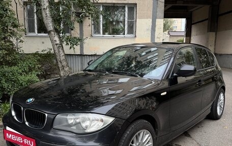 BMW 1 серия, 2010 год, 750 000 рублей, 13 фотография