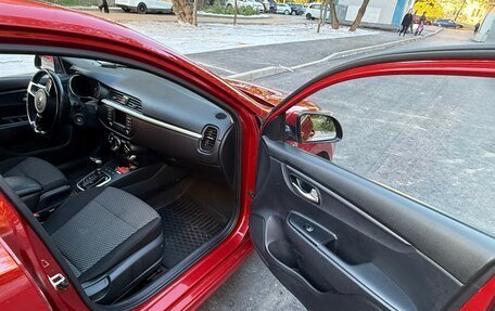 KIA Rio IV, 2018 год, 1 260 000 рублей, 15 фотография