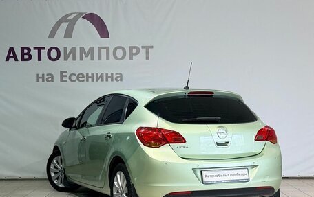 Opel Astra J, 2011 год, 600 000 рублей, 4 фотография