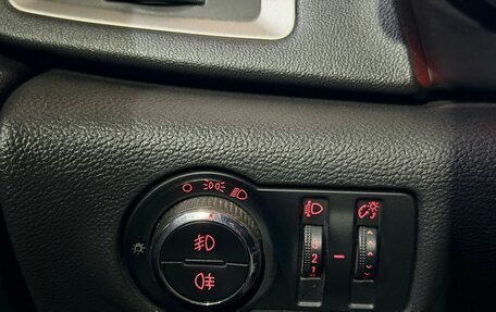 Opel Astra J, 2011 год, 600 000 рублей, 15 фотография