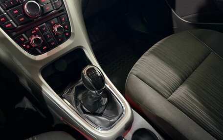 Opel Astra J, 2011 год, 600 000 рублей, 22 фотография