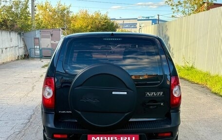 Chevrolet Niva I рестайлинг, 2016 год, 739 000 рублей, 4 фотография