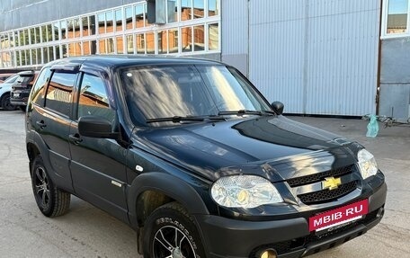 Chevrolet Niva I рестайлинг, 2016 год, 739 000 рублей, 8 фотография