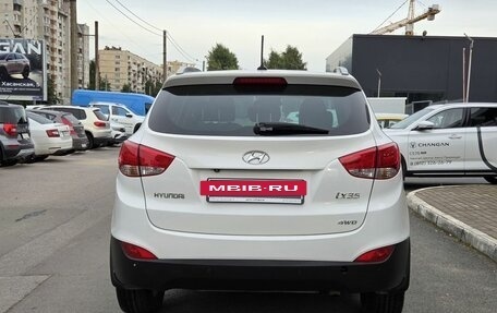 Hyundai ix35 I рестайлинг, 2011 год, 850 000 рублей, 7 фотография