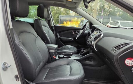 Hyundai ix35 I рестайлинг, 2011 год, 850 000 рублей, 13 фотография