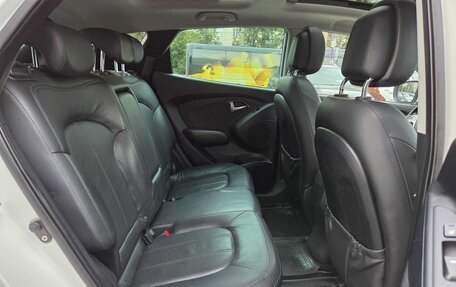 Hyundai ix35 I рестайлинг, 2011 год, 850 000 рублей, 12 фотография