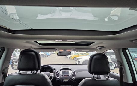 Hyundai ix35 I рестайлинг, 2011 год, 850 000 рублей, 14 фотография