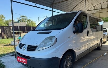 Renault Trafic, 2008 год, 900 000 рублей, 1 фотография