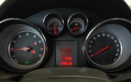 Opel Insignia II рестайлинг, 2013 год, 890 000 рублей, 15 фотография