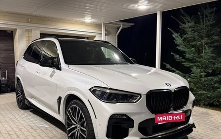 BMW X5, 2019 год, 6 350 000 рублей, 3 фотография