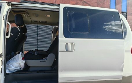 Hyundai H-1 II рестайлинг, 2014 год, 1 850 000 рублей, 11 фотография