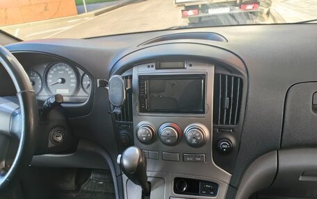 Hyundai H-1 II рестайлинг, 2014 год, 1 850 000 рублей, 31 фотография