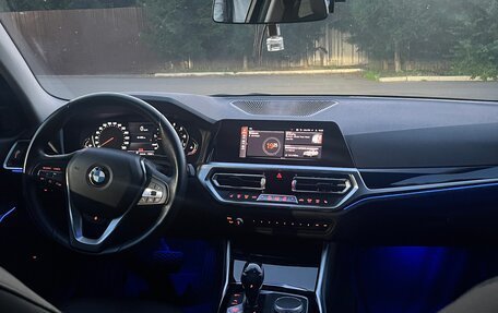 BMW 3 серия, 2021 год, 3 950 000 рублей, 11 фотография