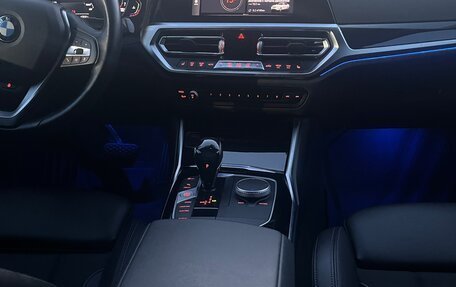 BMW 3 серия, 2021 год, 3 950 000 рублей, 12 фотография