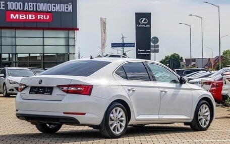 Skoda Superb III рестайлинг, 2019 год, 1 615 000 рублей, 6 фотография