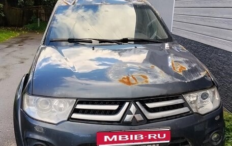 Mitsubishi Pajero Sport II рестайлинг, 2014 год, 750 000 рублей, 2 фотография
