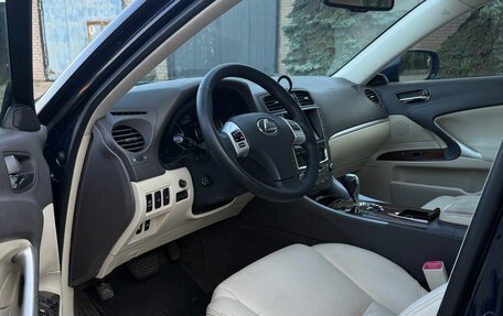 Lexus IS II рестайлинг 2, 2011 год, 1 350 000 рублей, 8 фотография
