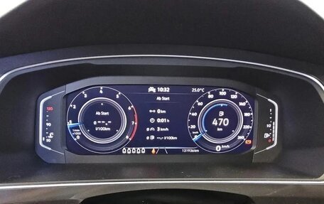 Volkswagen Tiguan II, 2022 год, 2 342 000 рублей, 14 фотография