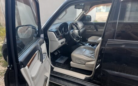 Mitsubishi Pajero IV, 2007 год, 1 550 000 рублей, 12 фотография
