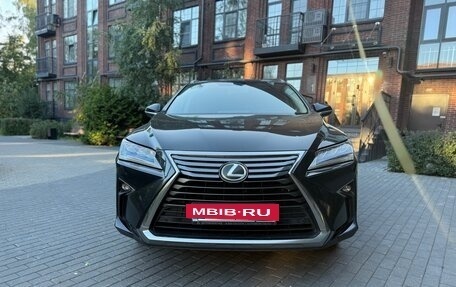 Lexus RX IV рестайлинг, 2017 год, 3 710 000 рублей, 2 фотография