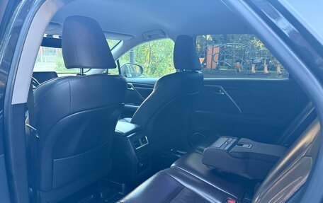 Lexus RX IV рестайлинг, 2017 год, 3 710 000 рублей, 14 фотография