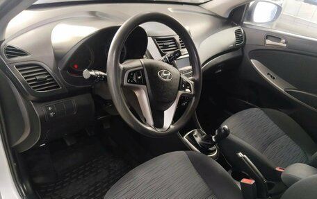 Hyundai Solaris II рестайлинг, 2014 год, 707 610 рублей, 8 фотография