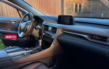 Lexus RX IV рестайлинг, 2017 год, 5 500 000 рублей, 10 фотография