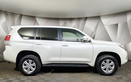 Toyota Land Cruiser Prado 150 рестайлинг 2, 2013 год, 2 700 000 рублей, 6 фотография