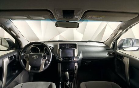 Toyota Land Cruiser Prado 150 рестайлинг 2, 2013 год, 2 700 000 рублей, 13 фотография