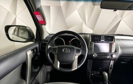 Toyota Land Cruiser Prado 150 рестайлинг 2, 2013 год, 2 700 000 рублей, 19 фотография