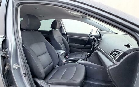 Hyundai Elantra VI рестайлинг, 2016 год, 975 000 рублей, 15 фотография