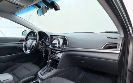 Hyundai Elantra VI рестайлинг, 2016 год, 975 000 рублей, 23 фотография