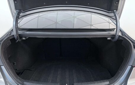 Hyundai Elantra VI рестайлинг, 2016 год, 975 000 рублей, 26 фотография