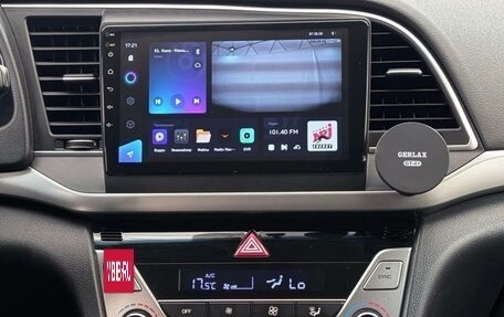 Hyundai Elantra VI рестайлинг, 2016 год, 975 000 рублей, 24 фотография