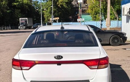 KIA Rio IV, 2018 год, 670 000 рублей, 3 фотография