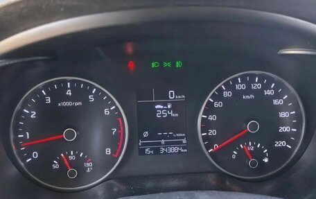 KIA Rio IV, 2018 год, 670 000 рублей, 10 фотография